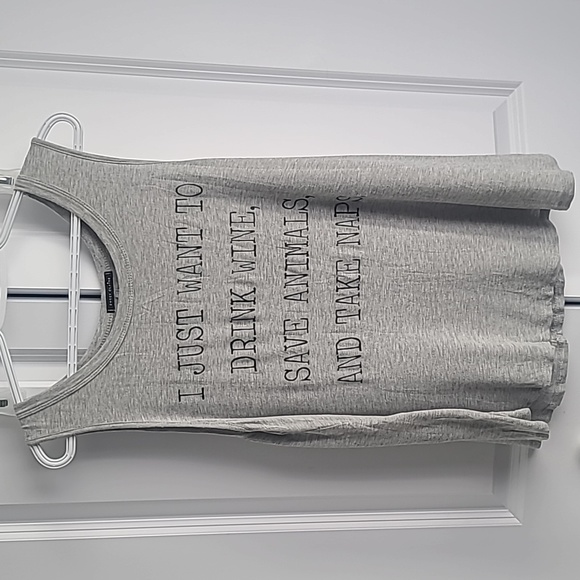 Animal Rescue Wine Tank - Picture 1 of 1